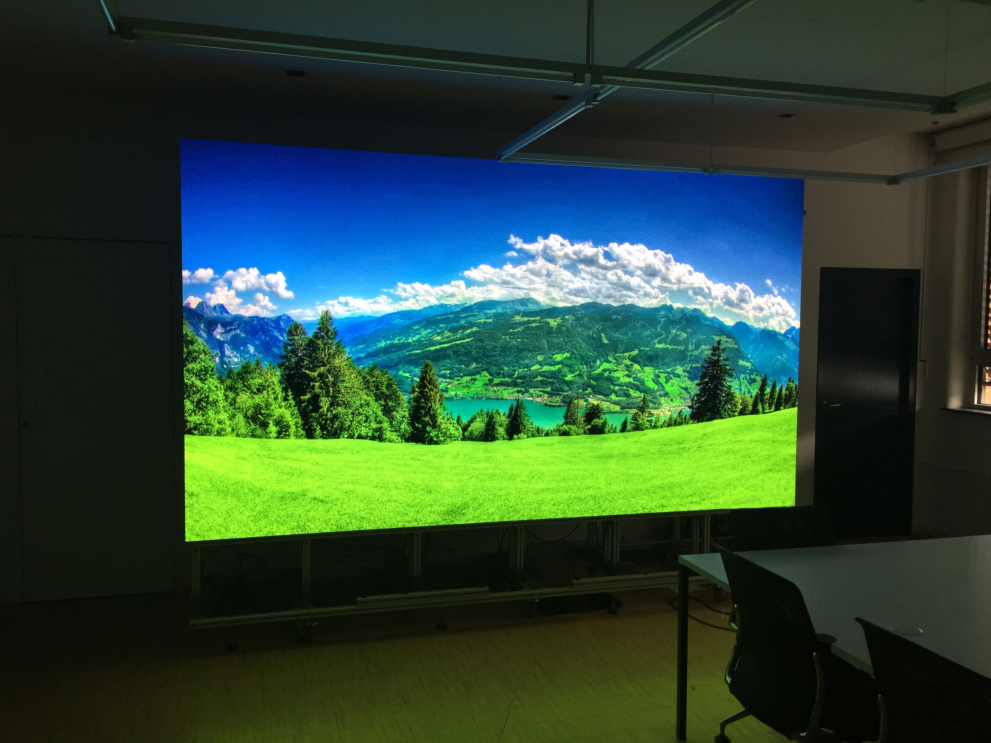 P1.6 HD Indoor LED Screen For Meeting Room